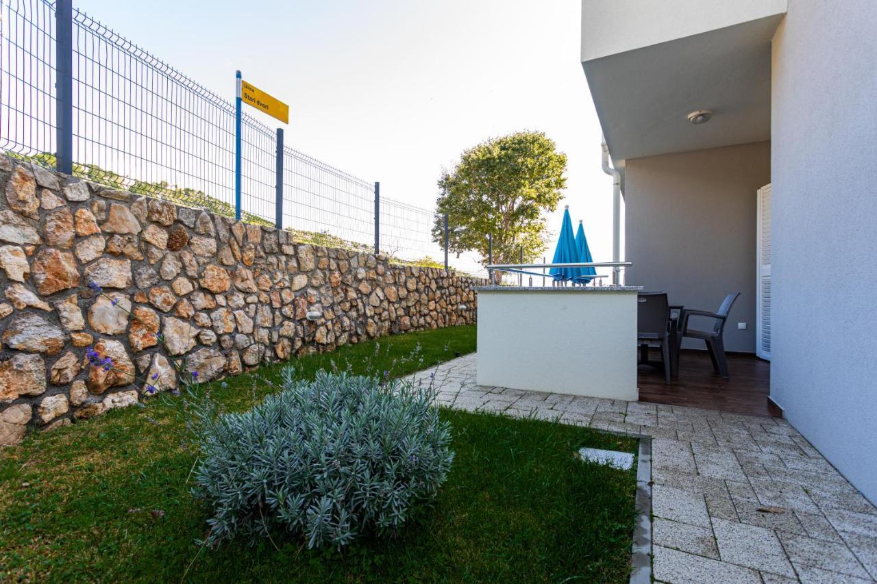 Apartments Crnekovic Tomislava 8A Baška Εξωτερικό φωτογραφία
