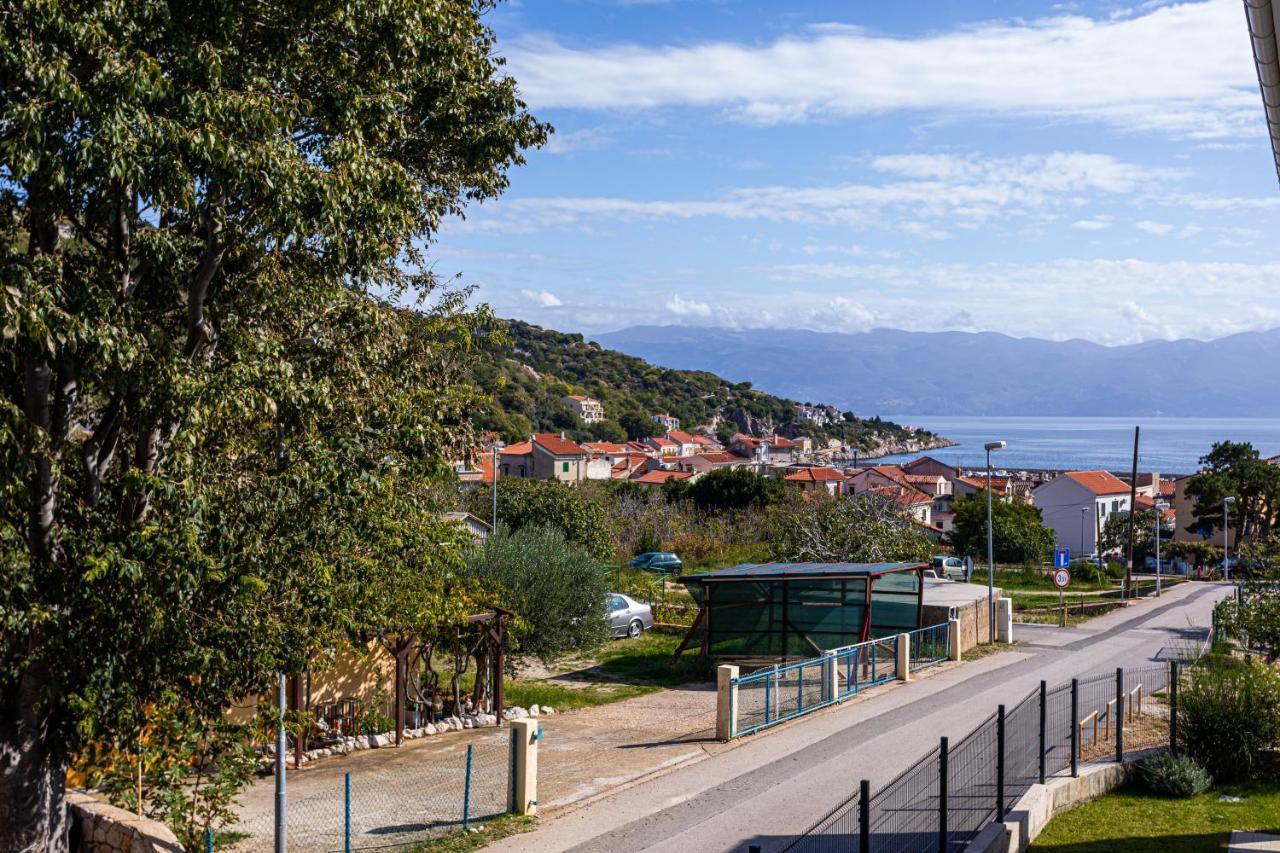 Apartments Crnekovic Tomislava 8A Baška Εξωτερικό φωτογραφία