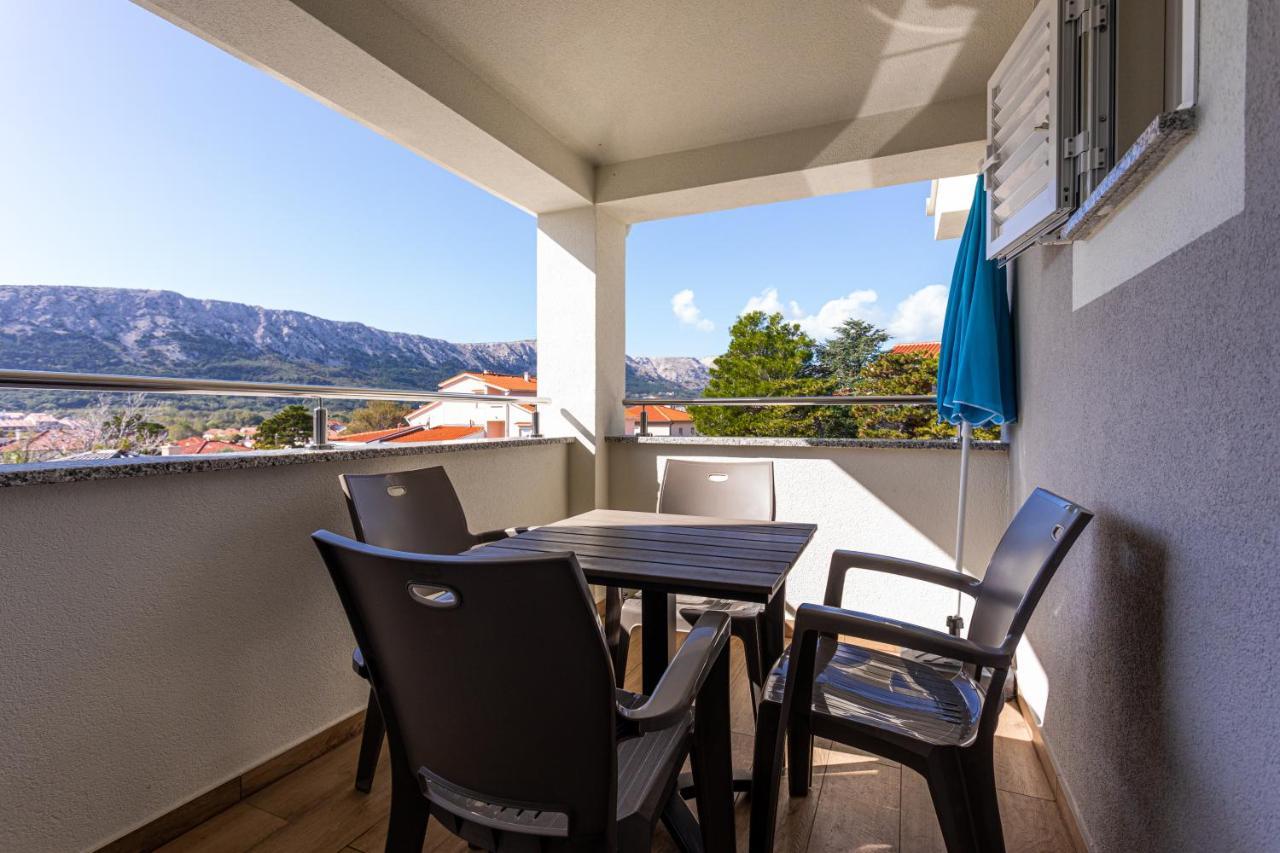 Apartments Crnekovic Tomislava 8A Baška Εξωτερικό φωτογραφία